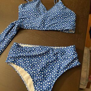 Blue with White Flowers Women’s Bikini L